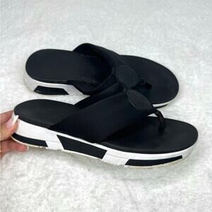 FitFlop Sporty Logo Thong Sandals MICROWOBBLEBOARD™™ COMFORT TECHNOLOGY Size 8